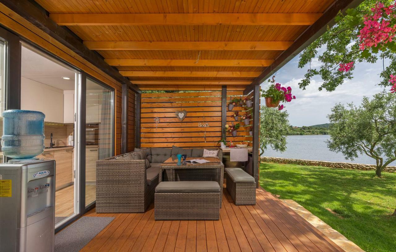 Beach House Ive With Jacuzzi, Pool, Playground And Bbq In An Olive Grove With A Beach, Pomer - Istria Extérieur photo